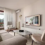 Апартаменты Elegante Centro By Icon7 Luxury *