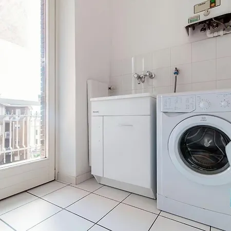 Apartament Elegante Casa Con Garage Ac Wifi Balcony *