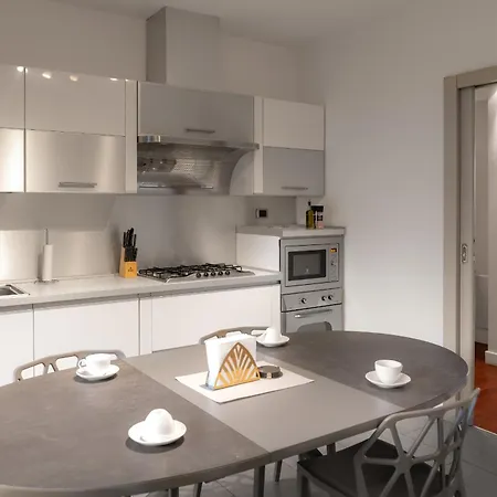 Elegante Centro By Icon7 Luxury